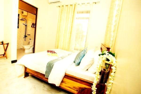 Bed and Breakfast Safi House Boma la Ngombe Exterior foto